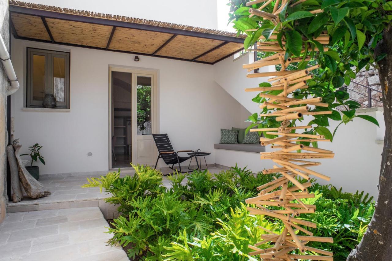 Bed and Breakfast Palazzo Frangipane Salve Exterior foto